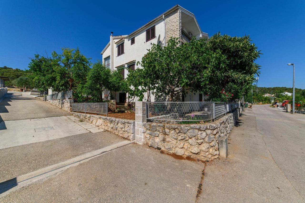 Apartman More Šibenik Esterno foto