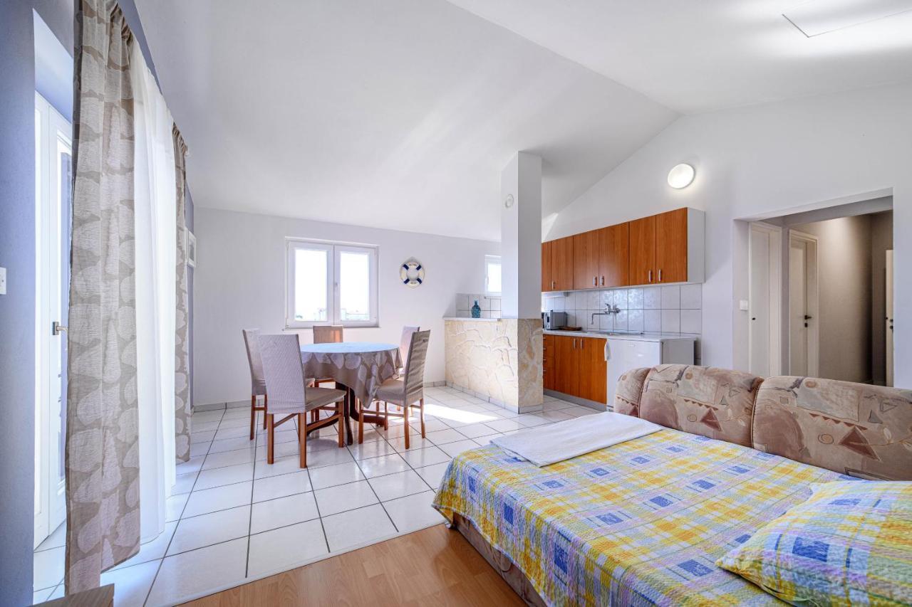 Apartman More Šibenik Esterno foto