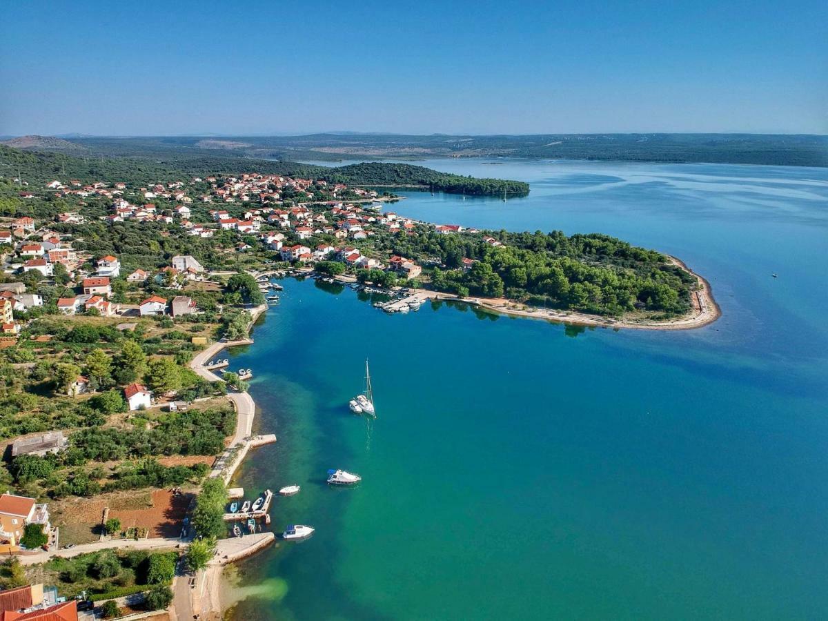 Apartman More Šibenik Esterno foto